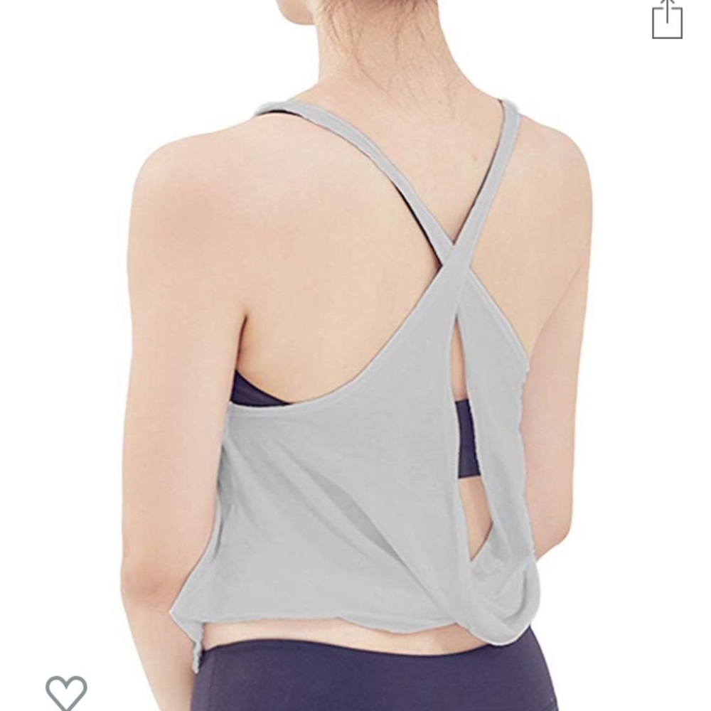 cropped workout tank